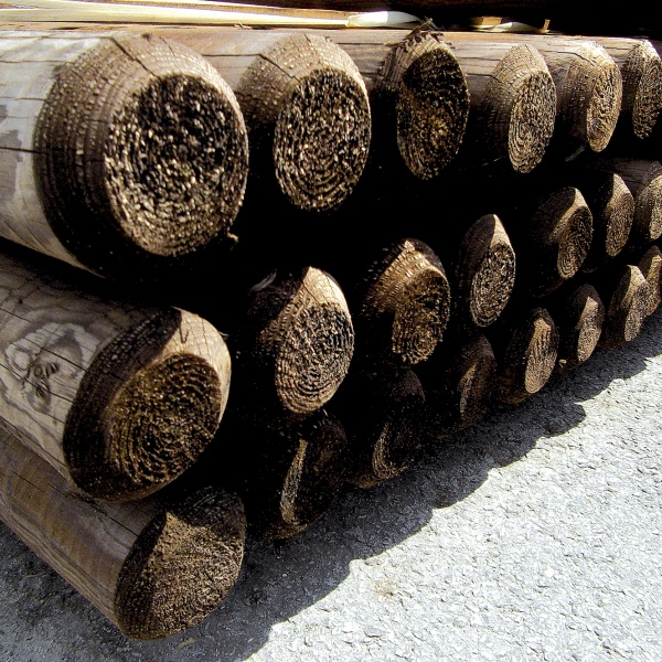 Rondins et piquets